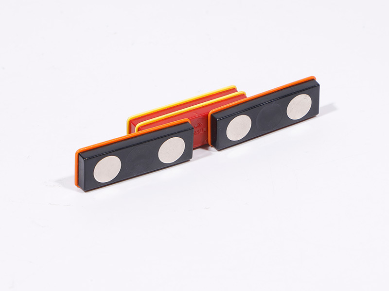 Magnetic Name Tag