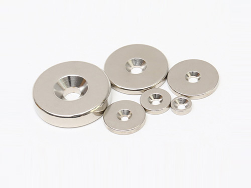 Countersink Hole Magnet